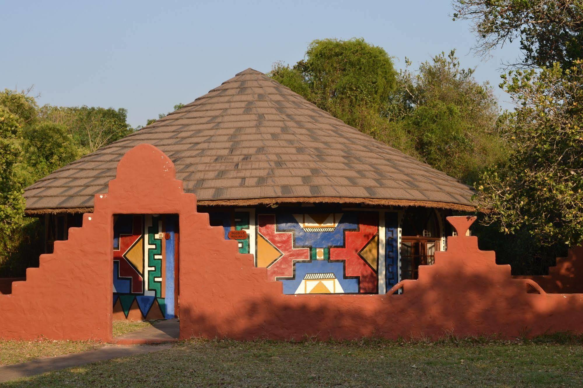 Gooderson Dumazulu Lodge Хлухлуве Екстериор снимка