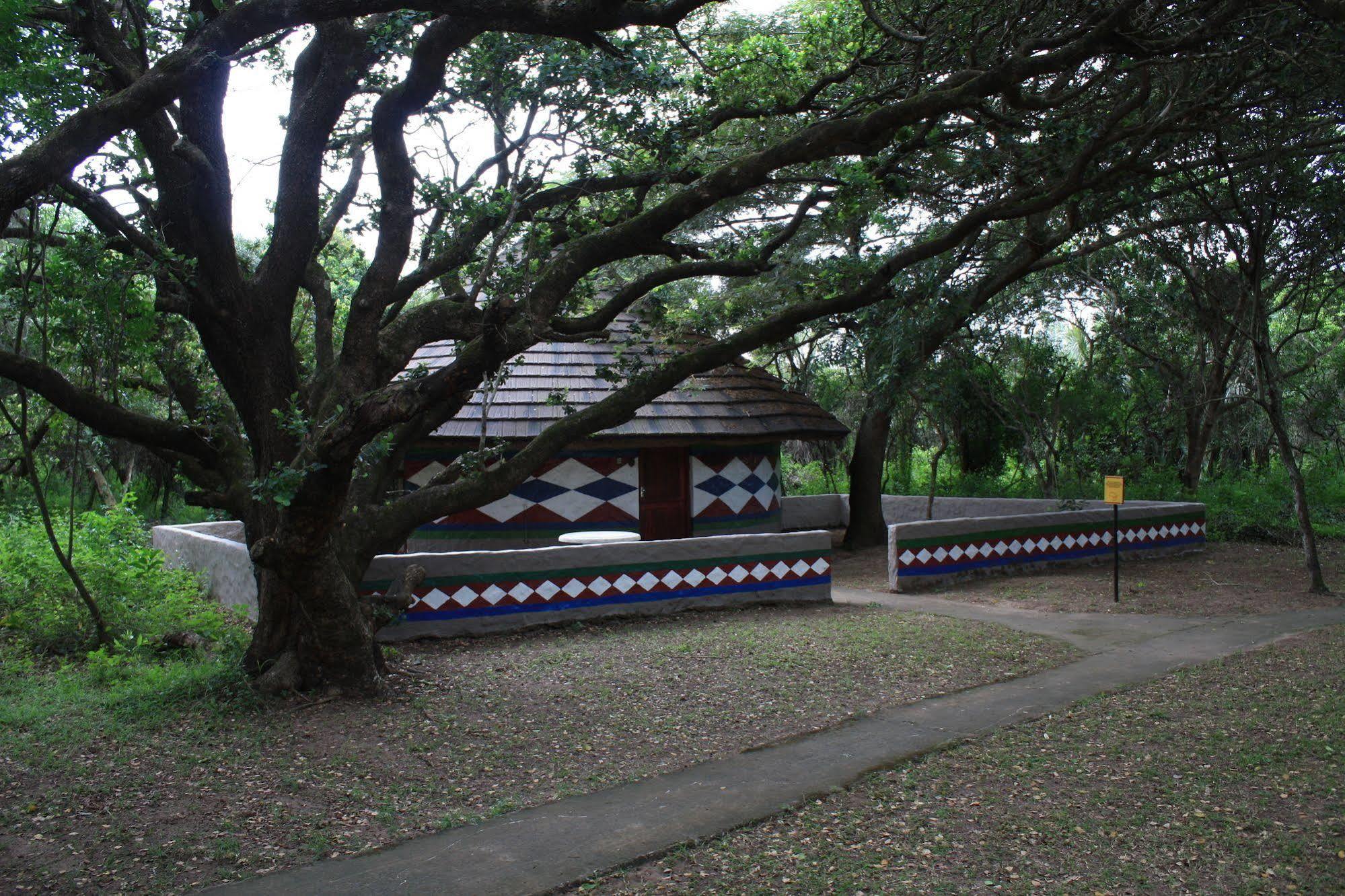 Gooderson Dumazulu Lodge Хлухлуве Екстериор снимка