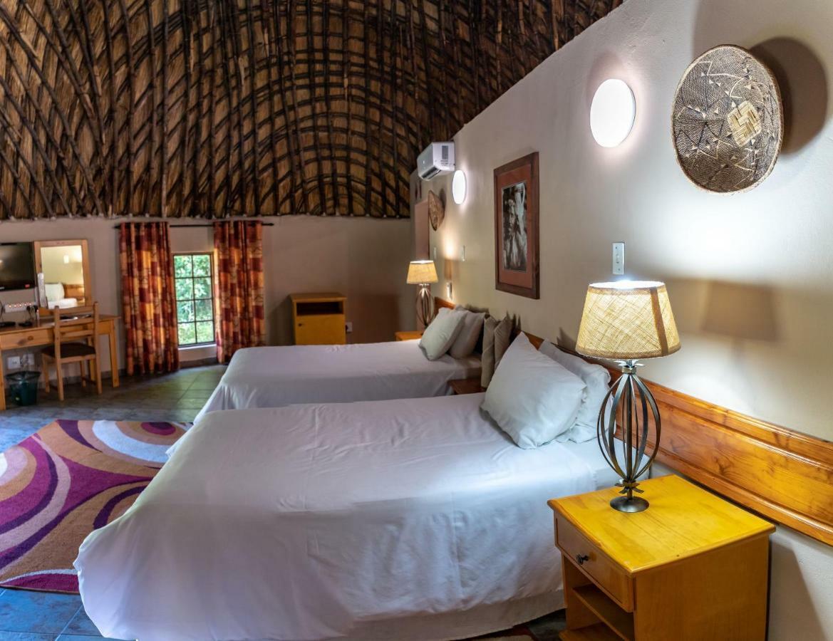 Gooderson Dumazulu Lodge Хлухлуве Екстериор снимка