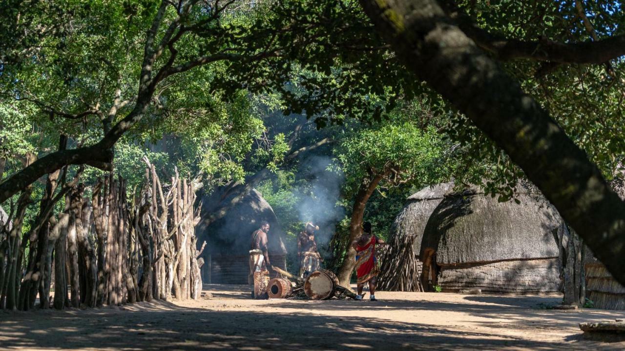 Gooderson Dumazulu Lodge Хлухлуве Екстериор снимка