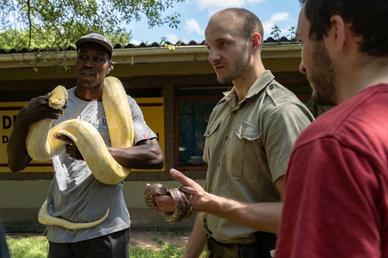 Gooderson Dumazulu Lodge Хлухлуве Екстериор снимка