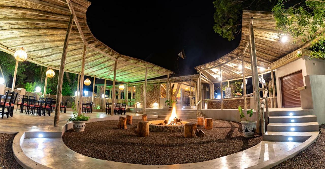 Gooderson Dumazulu Lodge Хлухлуве Екстериор снимка
